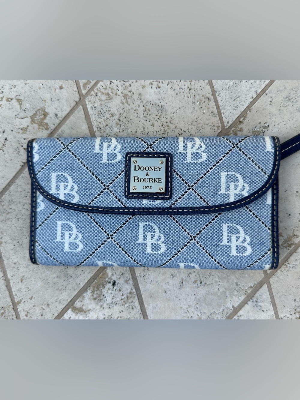 NWOT Dooney & Bourke Light Blue Signature DB Logo Gold Hardware